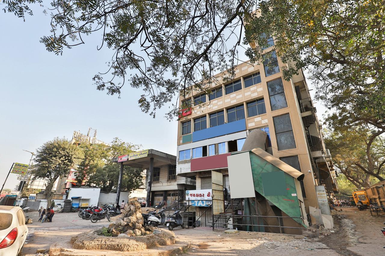 Oyo 11427 Hotel Kalyan Ahmadábád Kültér fotó